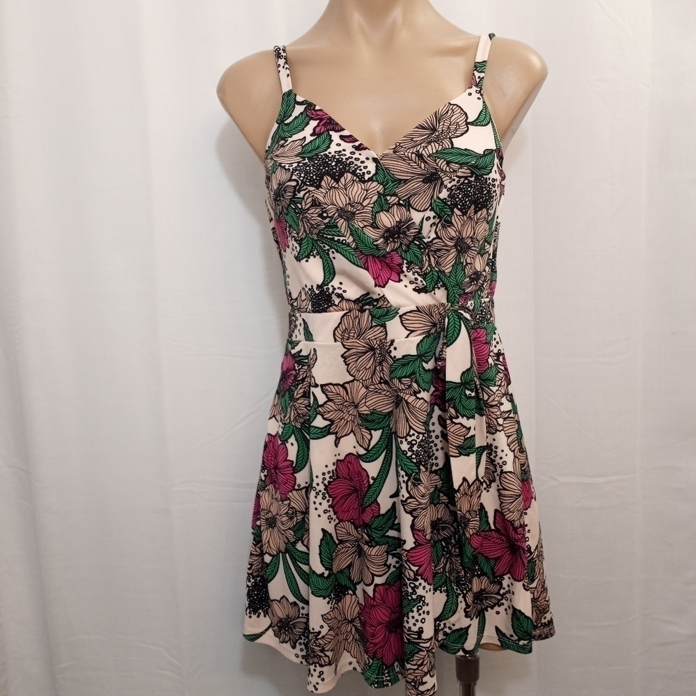 CANDIES Pink % Green Sleeveless Romper Junior's Size Small
